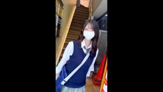 FC2-PPV-4607468【話題沸騰中】現在活動休止中の18歳のアイドル研修生。何の反省もなくFC2に出演。禁止映像が最初に公開されました。