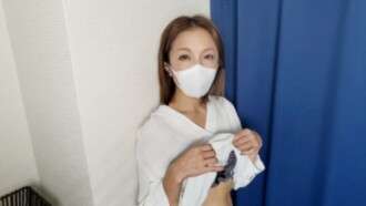 FC2-PPV-4609697 ※1月31日まで半額！この57歳のマゾヒスティックな乱交女性は、「女性からの卒業」どころか、よりパワフルな身体と色気を持った男性を食べることに戻ってきました！