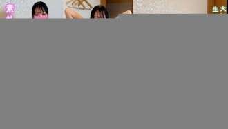 FC2-PPV-4618326 ★ おまけ:無修正&中出しカメラ ♀ 136 みいちゃんはシンプルでスレンダーで美乳の美少女です。おっぱいを舐めてもらうだけでマン汁を垂らしてしまうほど素直な体型の彼女。彼女はその快感を味わいながら、深くうめき声を上げます。