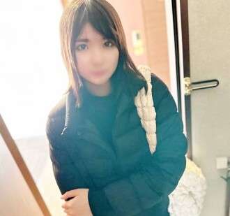 FC2-PPV-4660423 [完全未经治疗] 当我脱掉濑户前社长严肃开朗的内裤时，我发现她超毛的小穴超出了我的预期！“太尴尬了，所以别看 ♡” 一个充满爱意的剧组