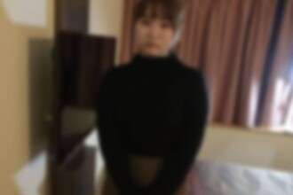 FC2-PPV-4664359 ※ 在 4 月 14 日之前可享八折优惠※【⚪️ Ri】一个 ⚪️ 一个梦想在什么都不知情的情况下成为变态老头猎物的女人