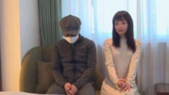 FC2-PPV-4664959 一对已婚夫妇出现了！妻子说她真的很想看到丈夫被操。在丈夫面前，妻子一遍又一遍地射精，恳求他 “在我体内射精”。