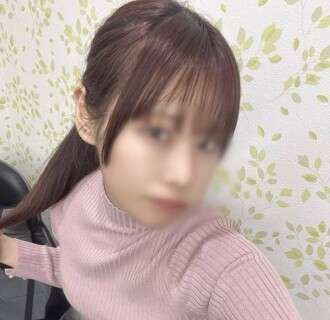 FC2-PPV-4672972 *Review Bonus Mori* 一个身材惊人的丰满女孩在男朋友不知情的情况下来接受采访。我们彻底挑逗她，让她一遍又一遍地射精，给她注入大量的精液！