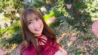 FC2-PPV-4687483 [害羞又可爱] 一位舒缓情绪的年轻妻子，28岁。复仇欺骗她的丈夫，一段关于她从另一个男人的鸡巴中充满性欲的性欲的性爱视频