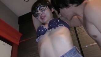 FC2-PPV-4690305 [周末前限时6折优惠] 纤细的妻子因渴望鸡巴而疯狂，完整版