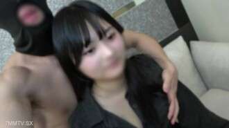 FC2-PPV-4701192 一个 18 岁的男人。我抱怨油腻的爱情是一件严肃的事情。