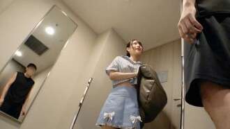 FC2-PPV-4703955 [Classe SS Classe pour hommes] Éjaculations deux fois consécutifs sur le M-chan super populaire, retirez le préservatif et est prêt à être laissé pour compte.