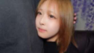 FC2-PPV-4723001 * Nur heute 60% Rabatt! [Rein und unschuldig] „Warte... Ah... Ich komme“ Bis vor Kurzem war sie eine 18-jährige Kindergartenschülerin. Eine völlig unschuldige Ankunft. Sie ist so aufgeregt, dass sie stöhnt und sich krampft.