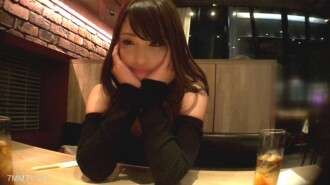 FC2-PPV-4746392 You are so selfish, but you are so cute! Saki (20) is the best gal in the entertainment club. After eating one more meal, I put the other one in. Mucous fruit juice super high grade Shuti!