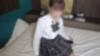 FC2-PPV-4747107 [Personal shooting / Amateur shooting / POV] A real college student tries erotic POV shooting for the first time. Her innocent reaction tickles the man's heart. Two consecutive massive creampies in a pink shaved pussy