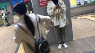 FC2-PPV-4787798 [선착순 30명 500엔 할인] 하루카, 18세, 2, 페이셜 인터뷰 (11).“미안해요, Mr./Ms. ●●.”그 아이돌급 탤런트가 더 많은 돈을 받고 돌아왔어요!리뷰와 그녀의 얼굴 전체 스토리에 감사드립니다 (053)