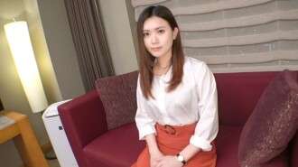 SIRO-5507 “已婚女教师的性爱真棒！看着她在狂喜中尖叫和呻吟！现在她没有和丈夫发生过性关系而且她的阴部也很孤独... 但是她对那个没见过的大鸡巴松了一口气